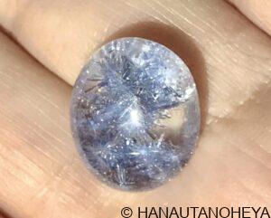 デュモルチェライトインクォーツ Dumortierite in quartz